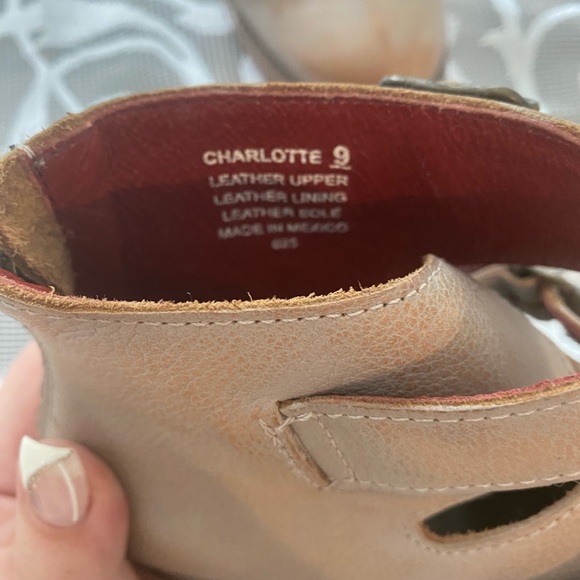 RARE Freebird Charlotte Size 9 - Picture 4 of 4